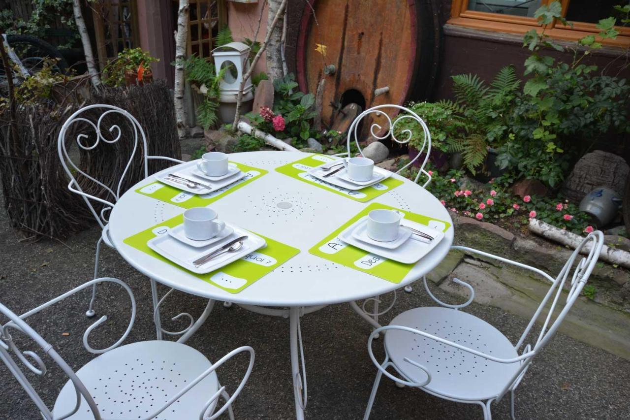 Chez Cecile Bed And Breakfast Chez Le Vigneron Colmar Esterno foto