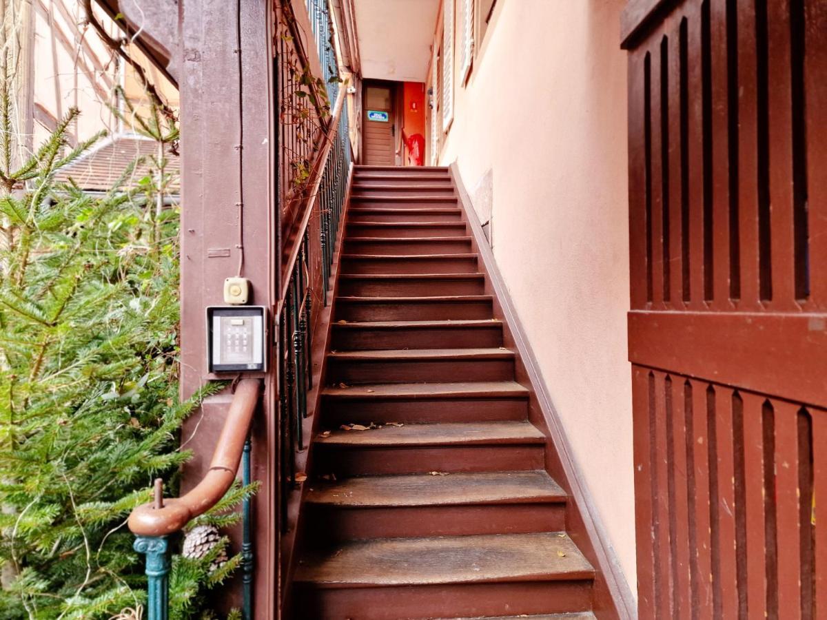 Chez Cecile Bed And Breakfast Chez Le Vigneron Colmar Esterno foto